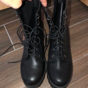 Steve Madden combat boots